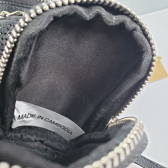 Madden NYC Womens Embellished Multi Pocket Fannypack Crossbody W/Pouch Black New - Picture 9 of 14